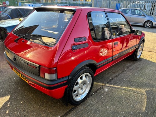 Peugeot 205 gti specialist - ,